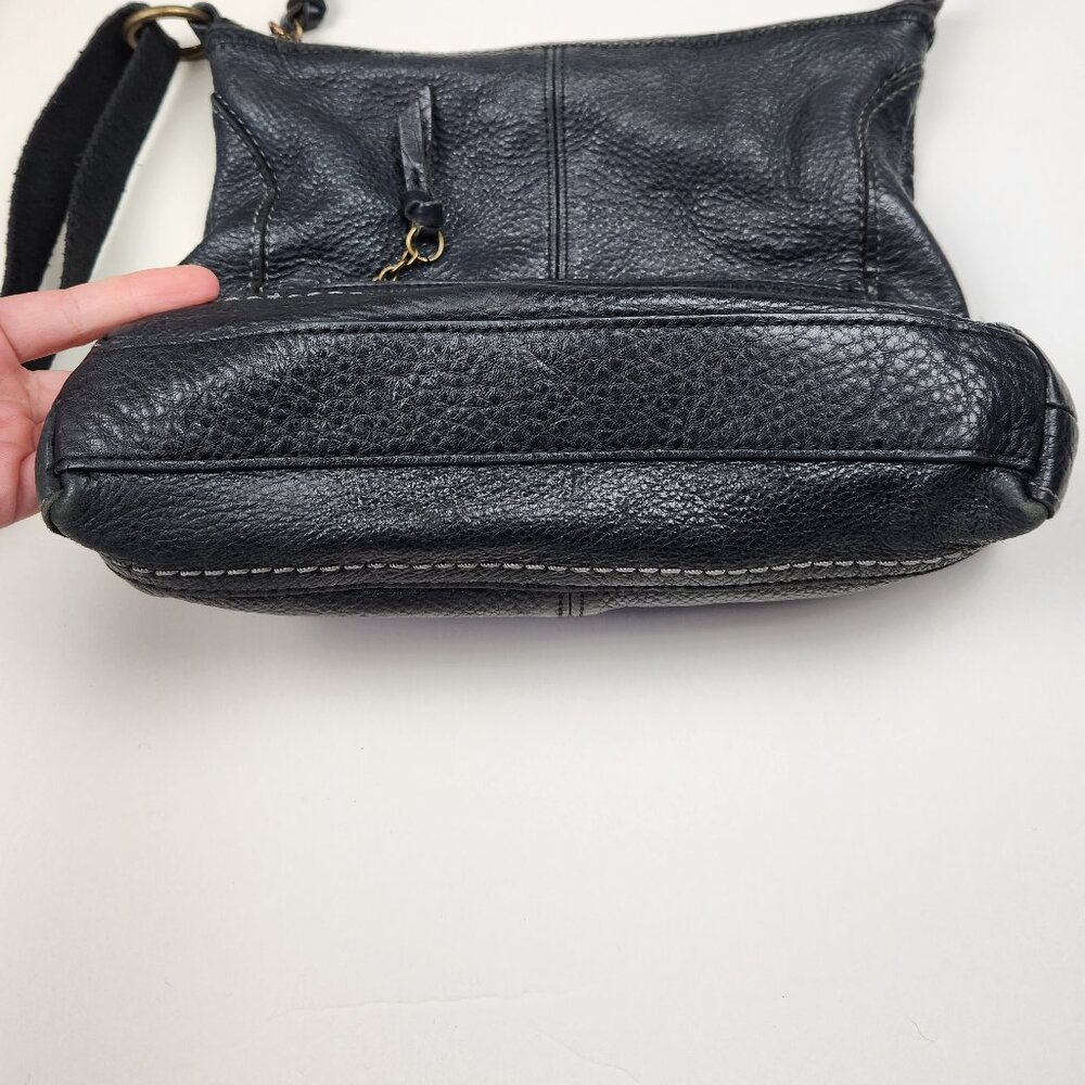 The Sak Iris Leather Crossbody Purse Black - Picture 8 of 15